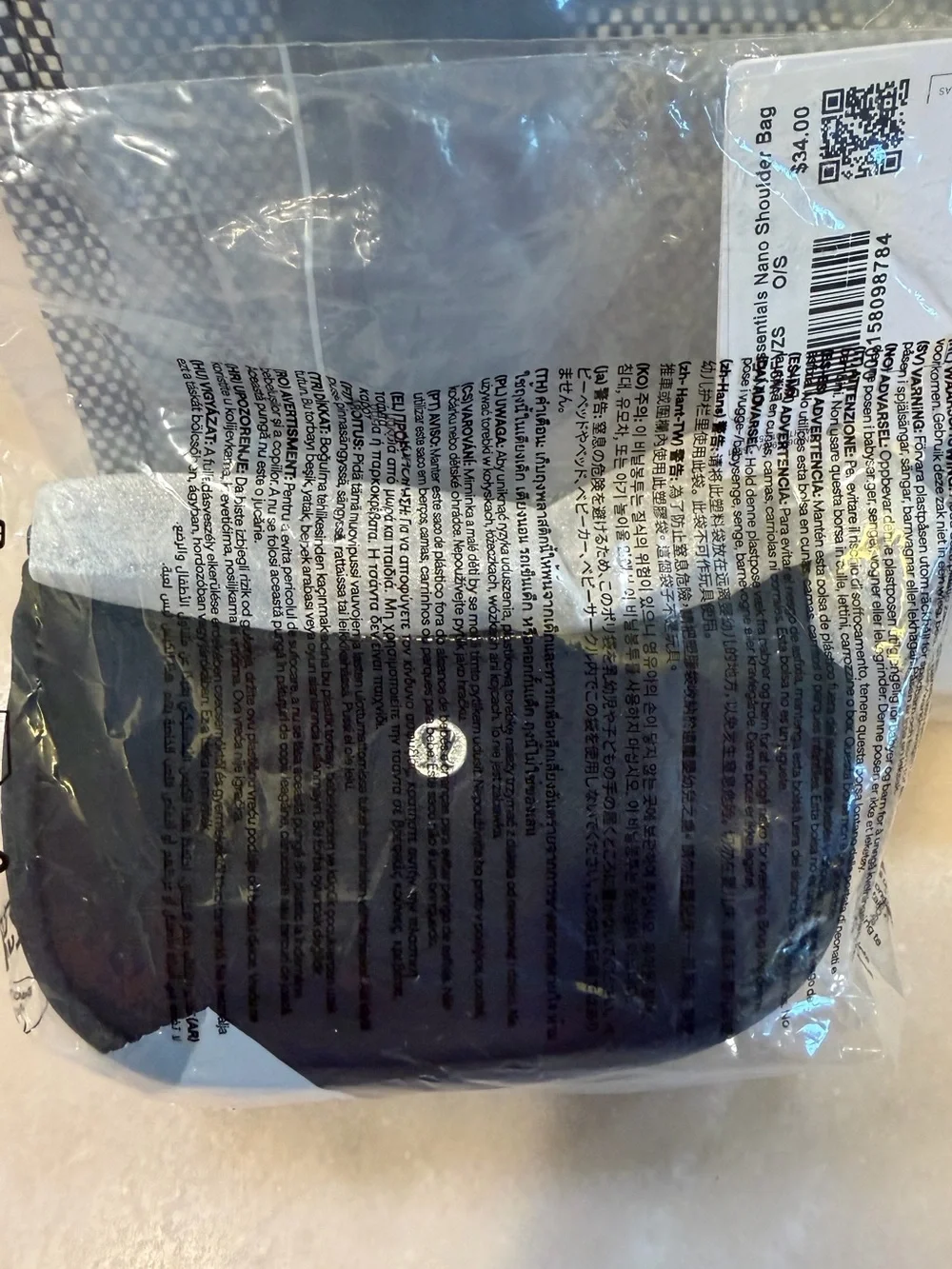 NWT Lululemon Two Tone Canvas Mini Boxy Tote 4.5L - Black BUNDLE - Picture 9 of 14